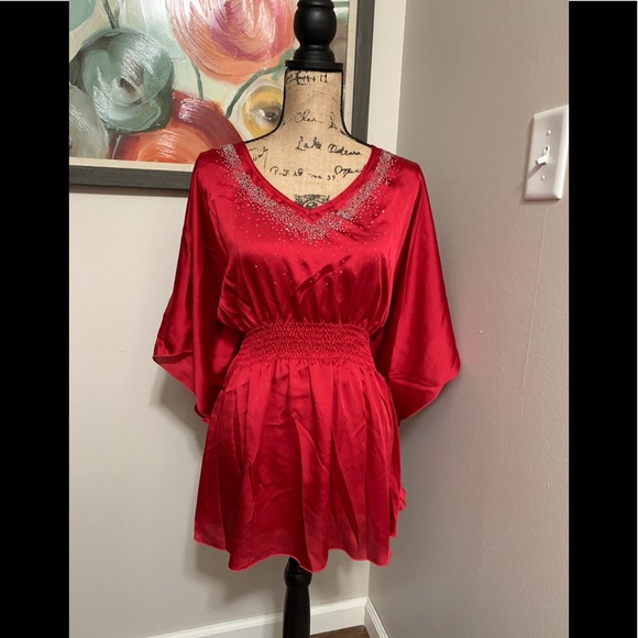 torrid Tops - Gorgeous Torrid Ruby Red Kimono Style Blouse❣️